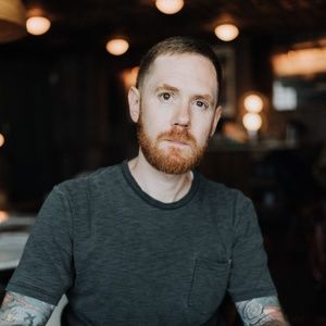 Meet your Posher, Dustin